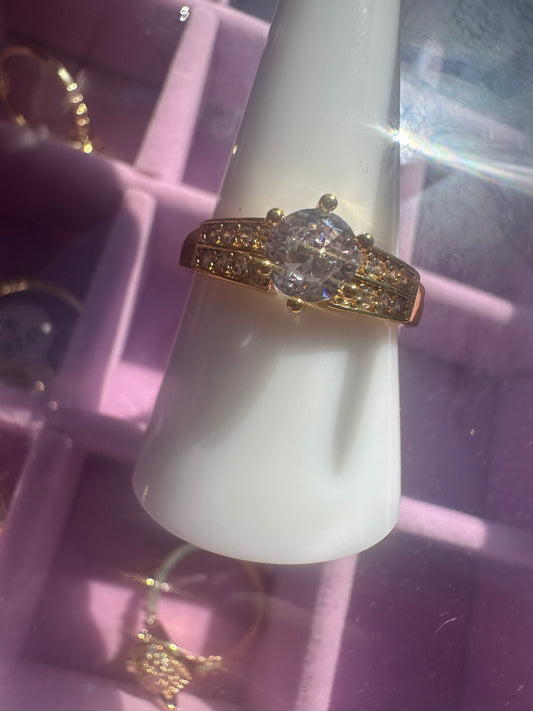 Center Stage Round Cut Ring (Gold Statement Ring)